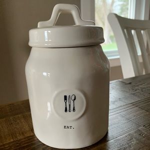Rae Dunn Eat container